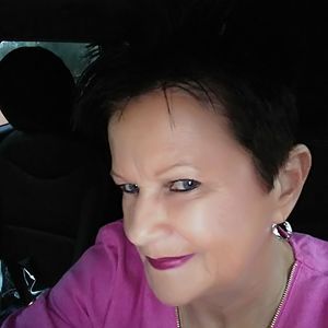 Meet your Posher, Edna